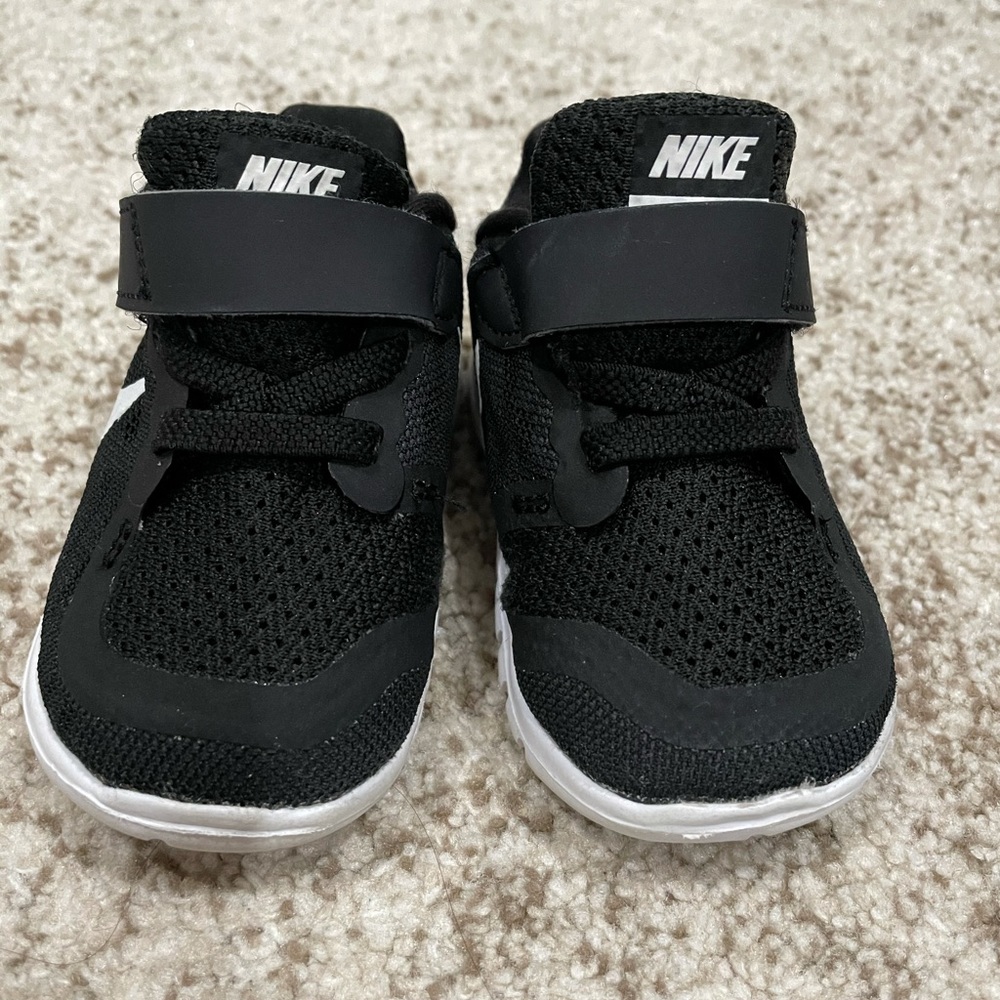 Nike Free 5.0 (size 3C)